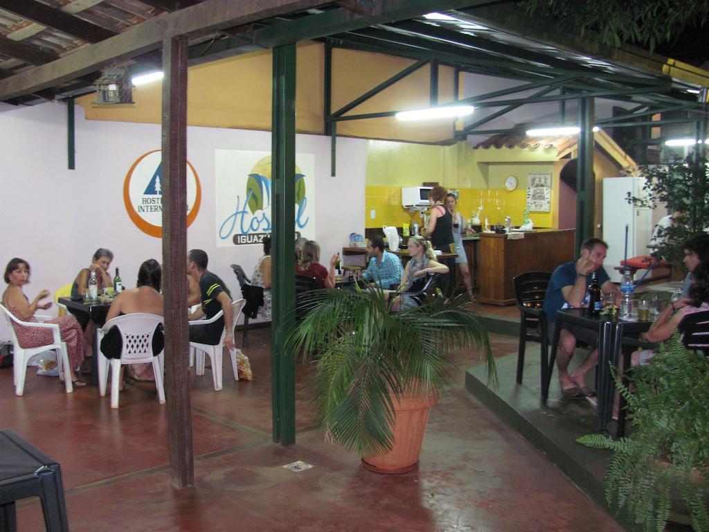 Hostel Iguazu Falls Puerto Iguazú Exteriör bild